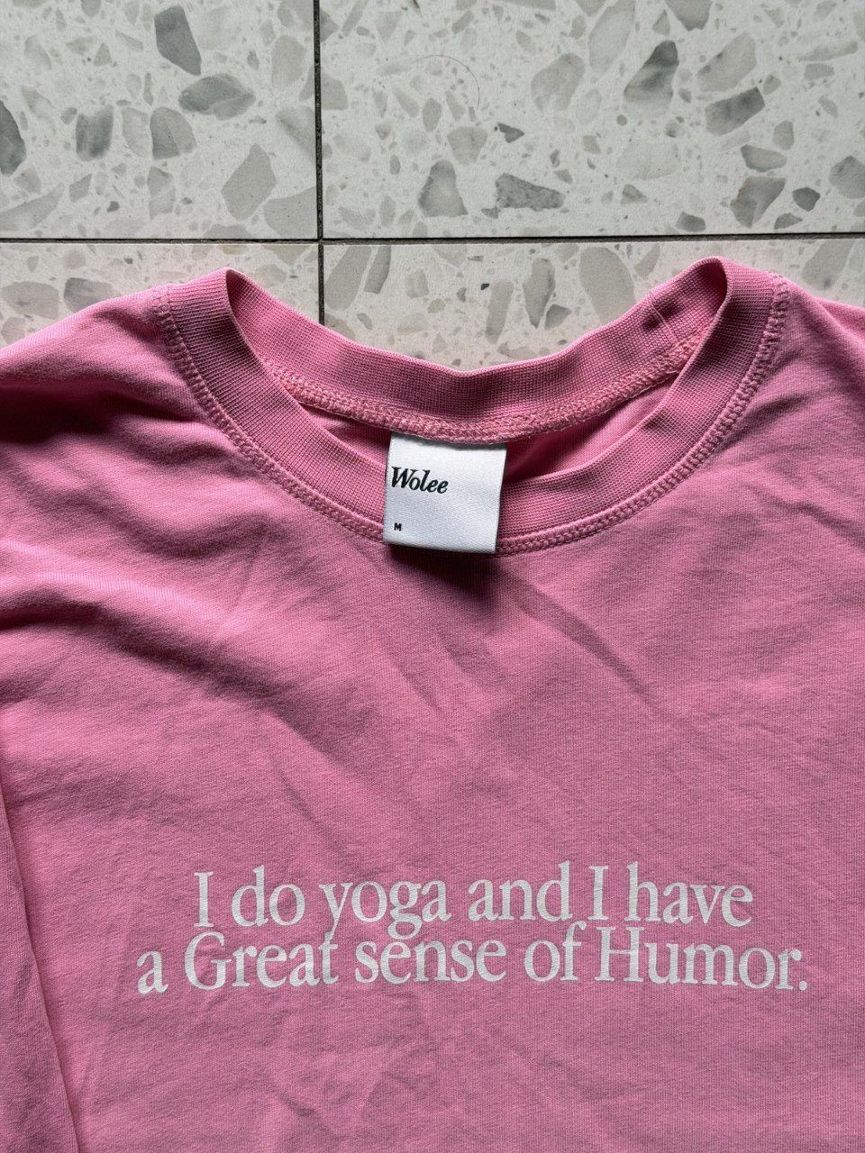 Лонгслив Wolee I do yoga and I have a great sense of humor, размер M
