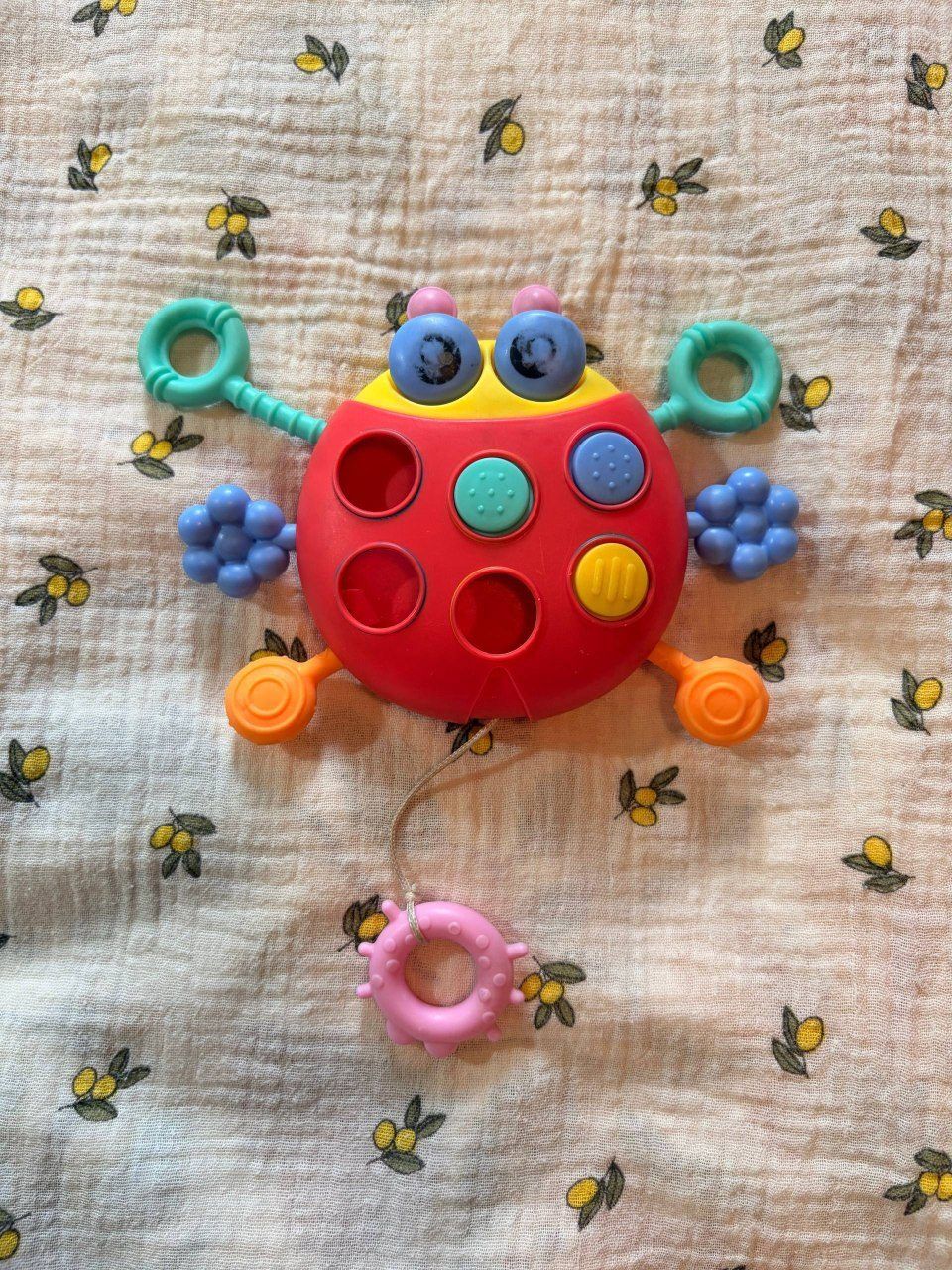 Детские развивающие игрушки
