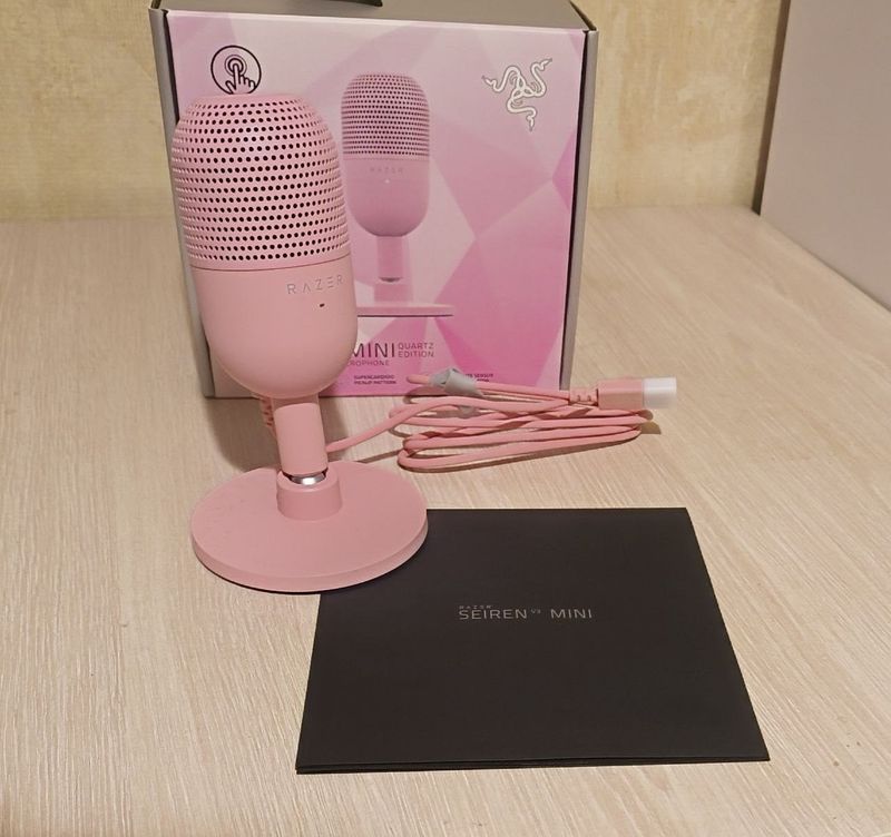 Микрофон Razer Seiren mini V3 Quartz, розовый