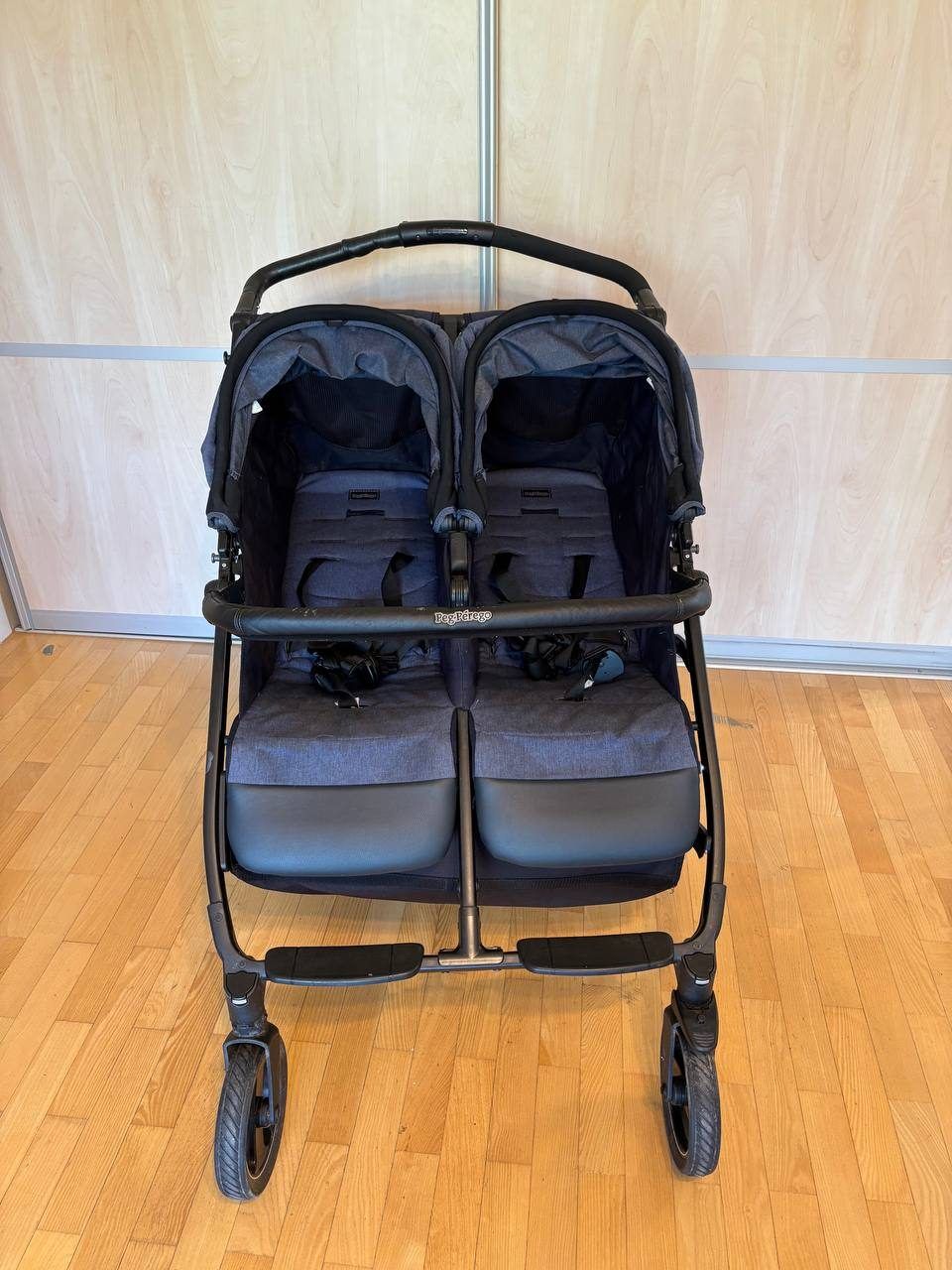Коляска для близнецов Peg Perego Book for two