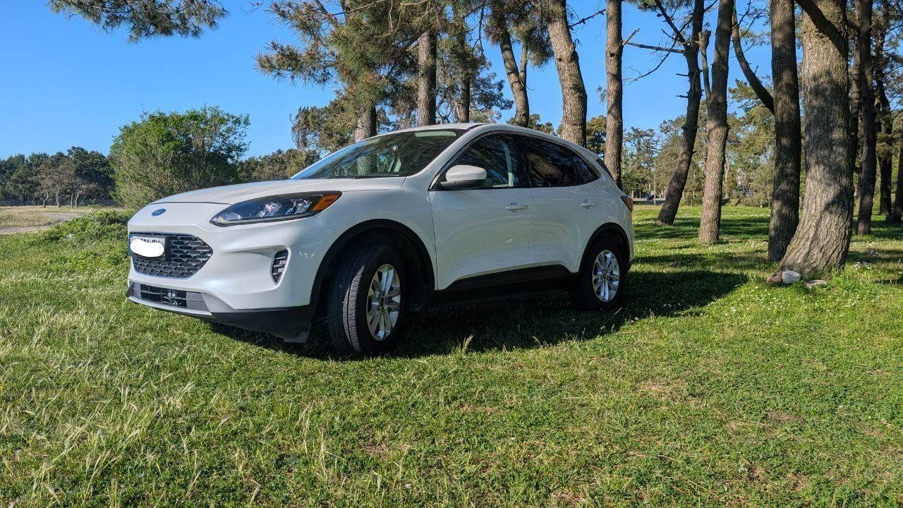 Автомобиль Ford Escape, 2020 г.в