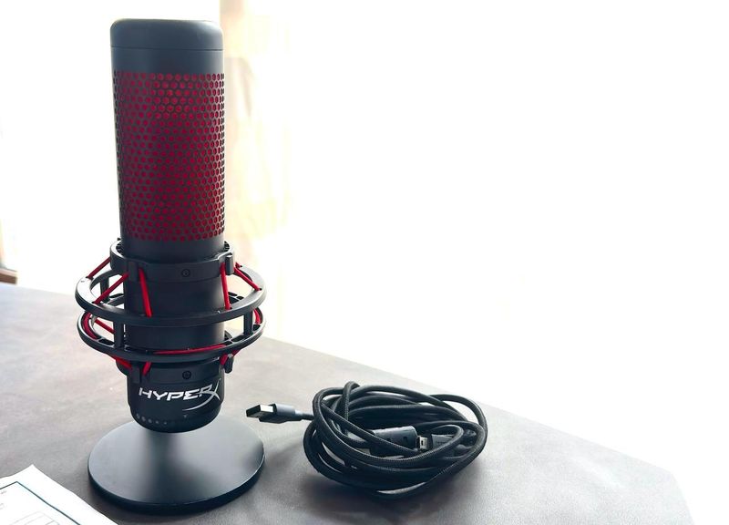 Микрофон HyperX QuadCast, USB
