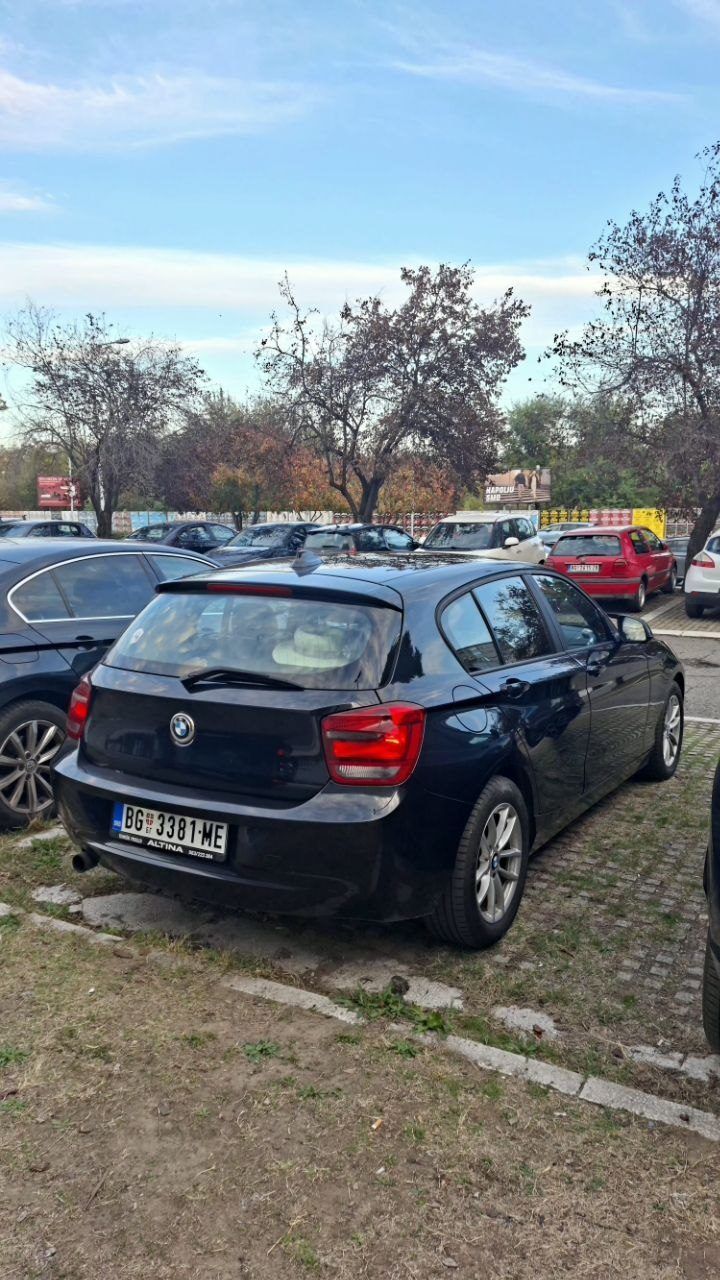 Автомобиль BMW 118d, 2012 год