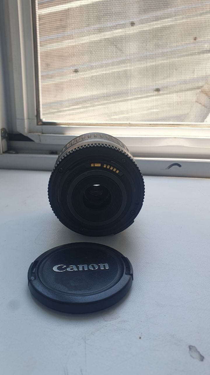 Объектив Canon, 18 - 55 мм