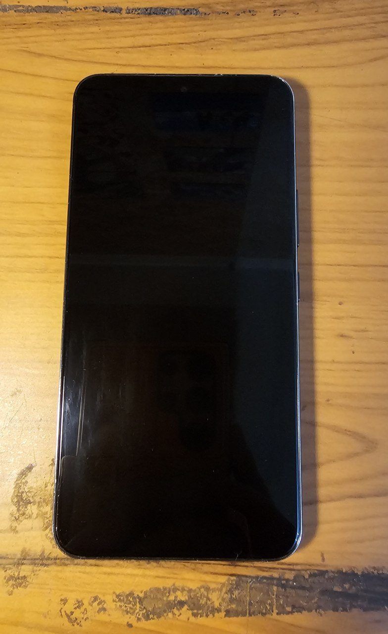 Смартфон Samsung Galaxy S22 5G, 128 ГБ