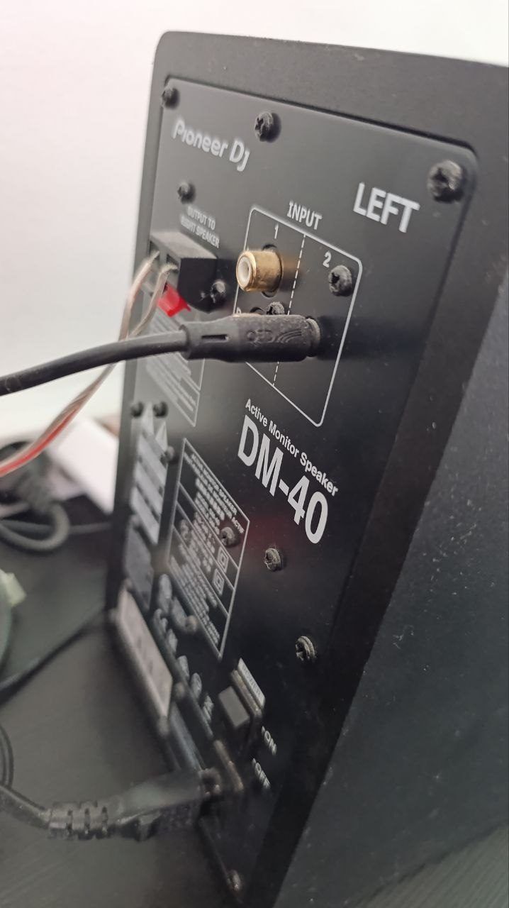 Колонки Pioneer dj dm-40