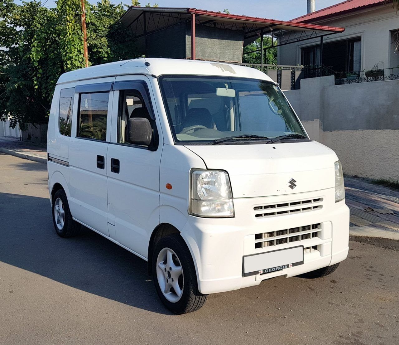 Автомобиль Suzuki Every, 0,7 л