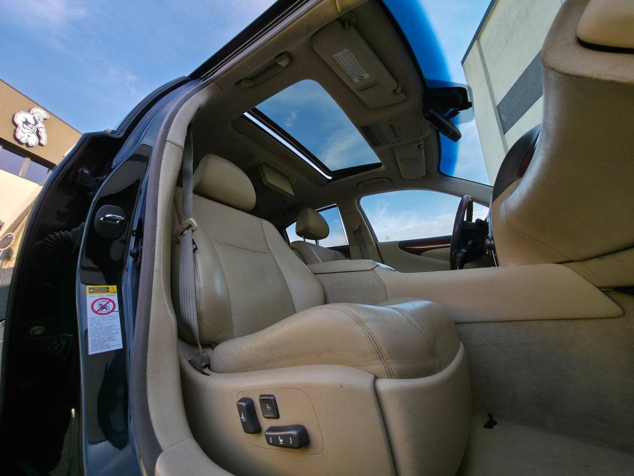Автомобиль Lexus LS460, 2007 год