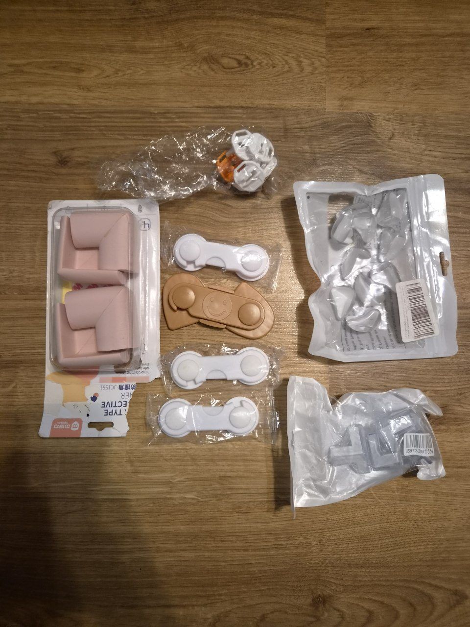 Шляпа и заглушки для детей Miniso