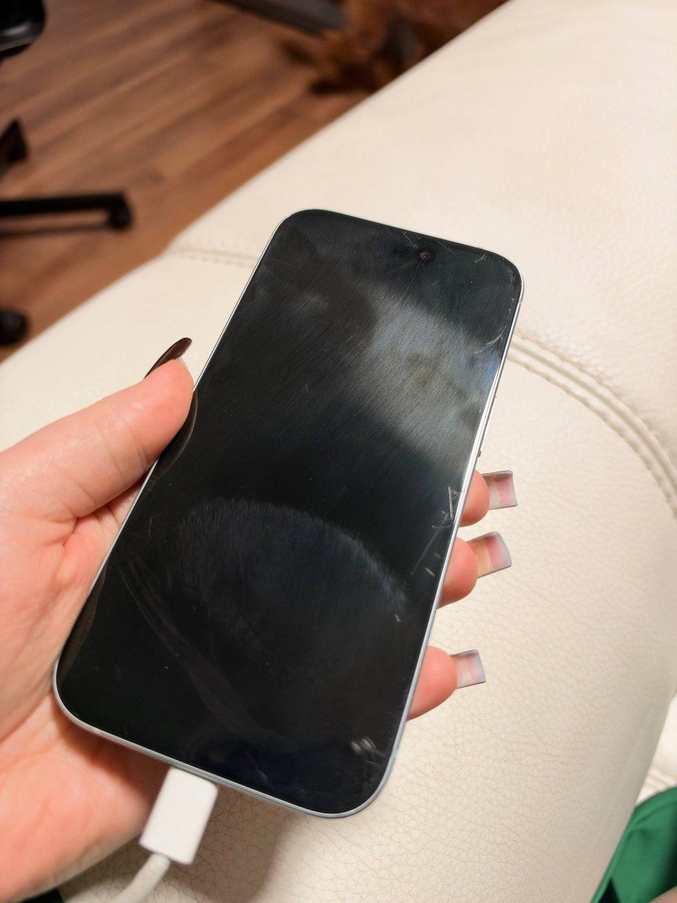 Смартфон Apple iPhone 15, 89%
