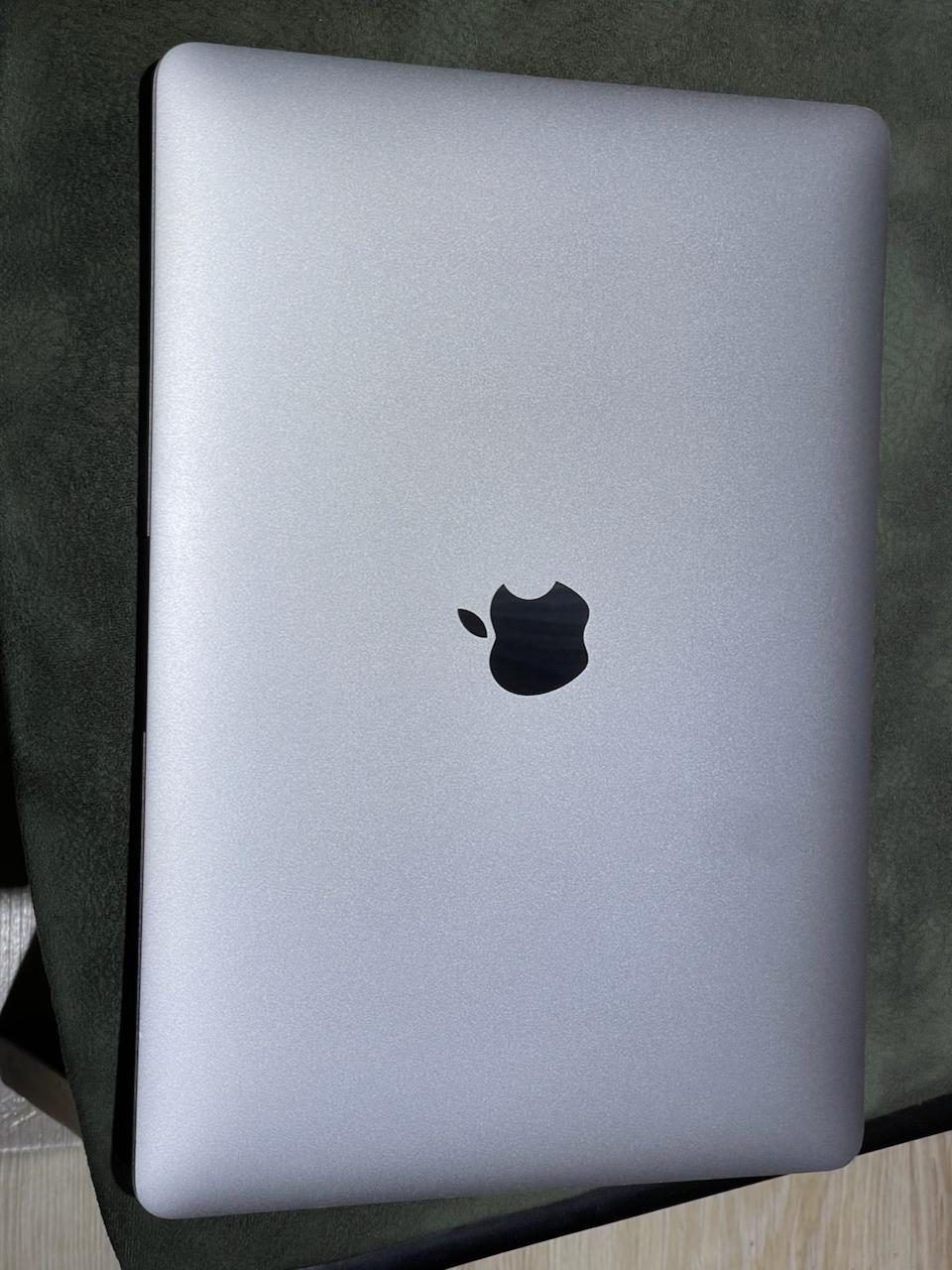 Ноутбук Apple MacBook Air, 256 ГБ