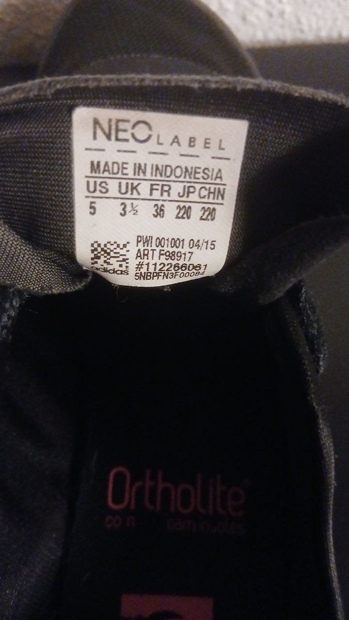 Кроссовки Adidas, размер 36
