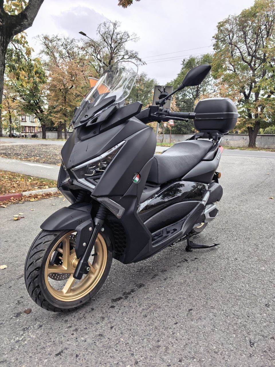 Макси скутер TRIO TX 250, 250 кубов
