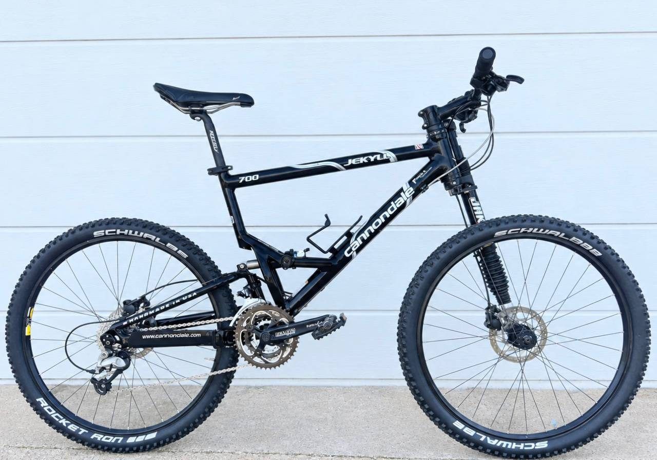 Велосипед Cannondale двухподвес, рама 48 см