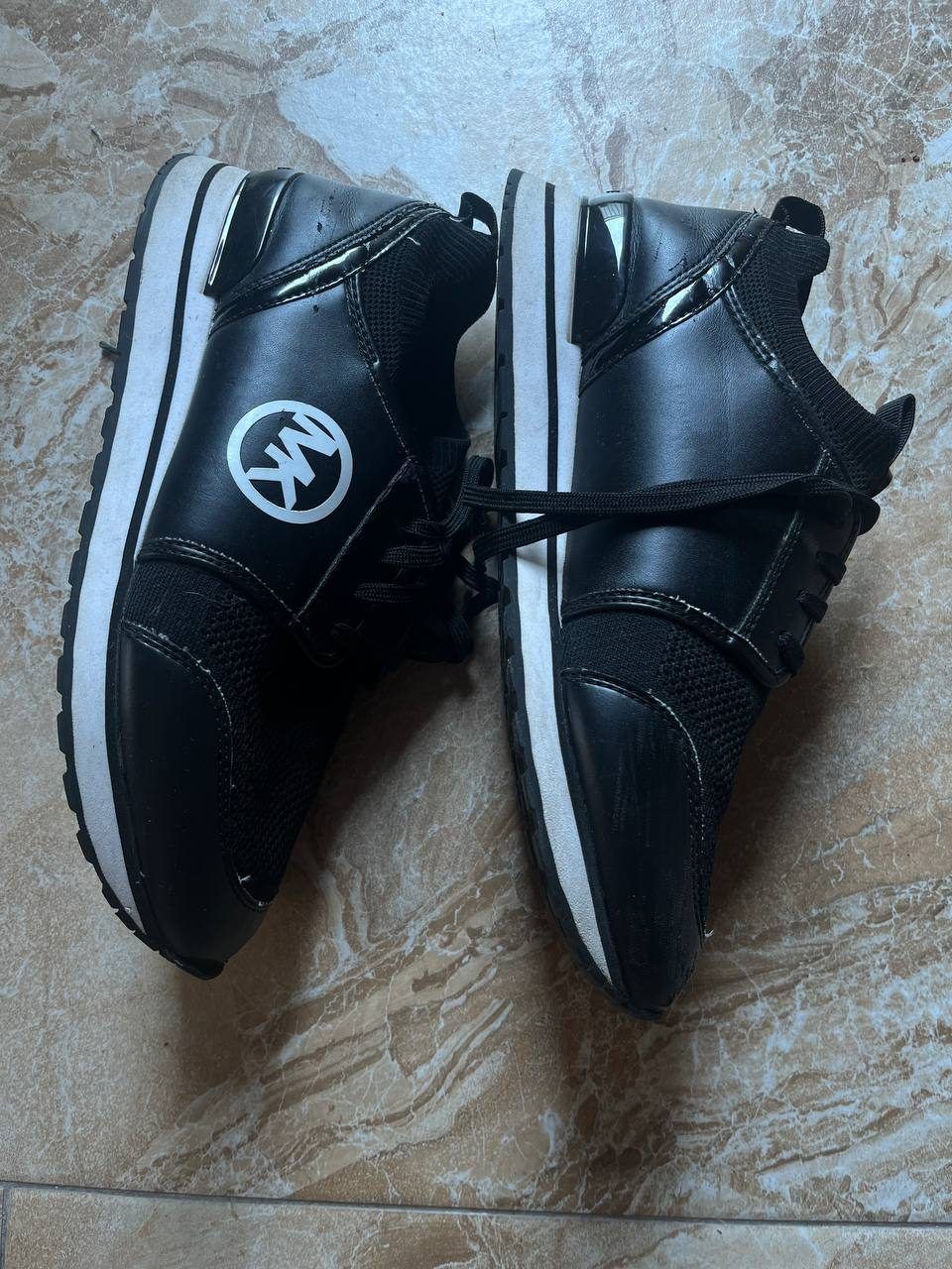 Кроссовки Michael Kors, размер 40-41
