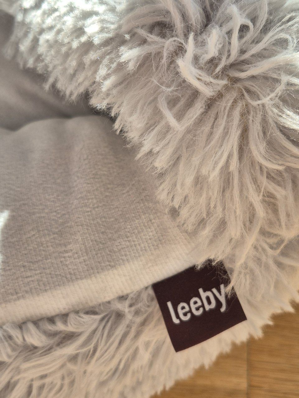 Лежанка-домик для кошек Leeby Cama Cueva Antiestrés Gris, 50 × 50 см