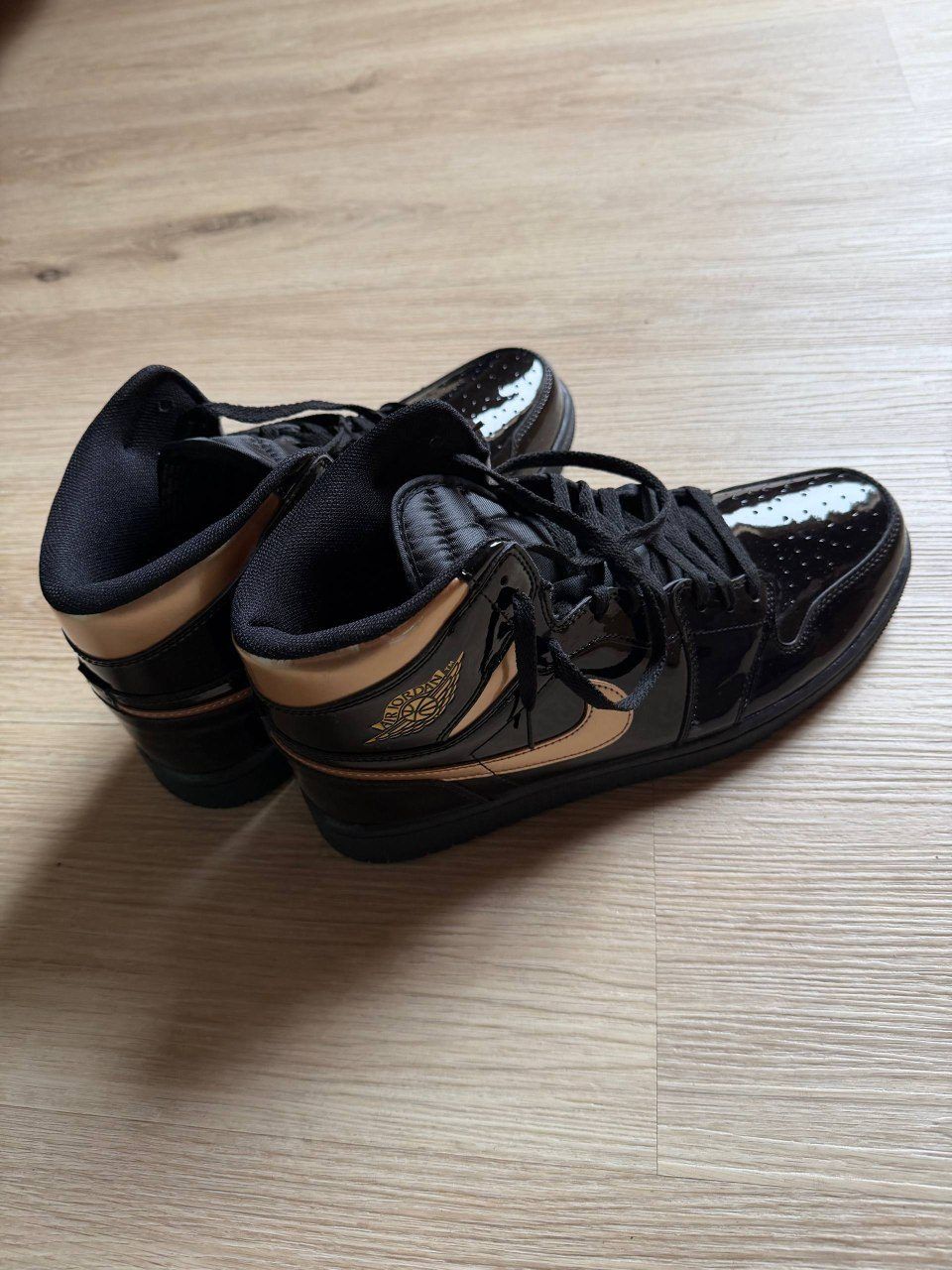 Кроссовки Nike air Jordan 1, размер 45