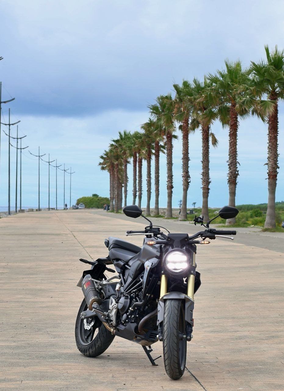 Мотоцикл Honda CB300R, 2024
