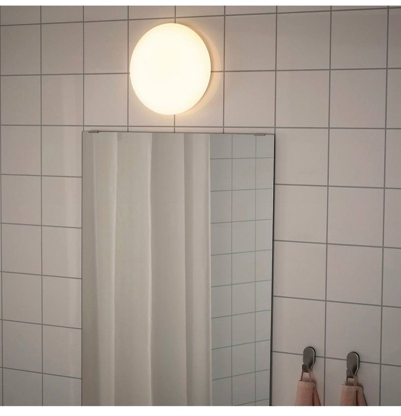Новая в упаковке лампа BARLADT IKEA