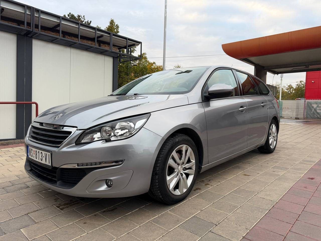 Автомобиль Peugeot 308, 1.6 HDi