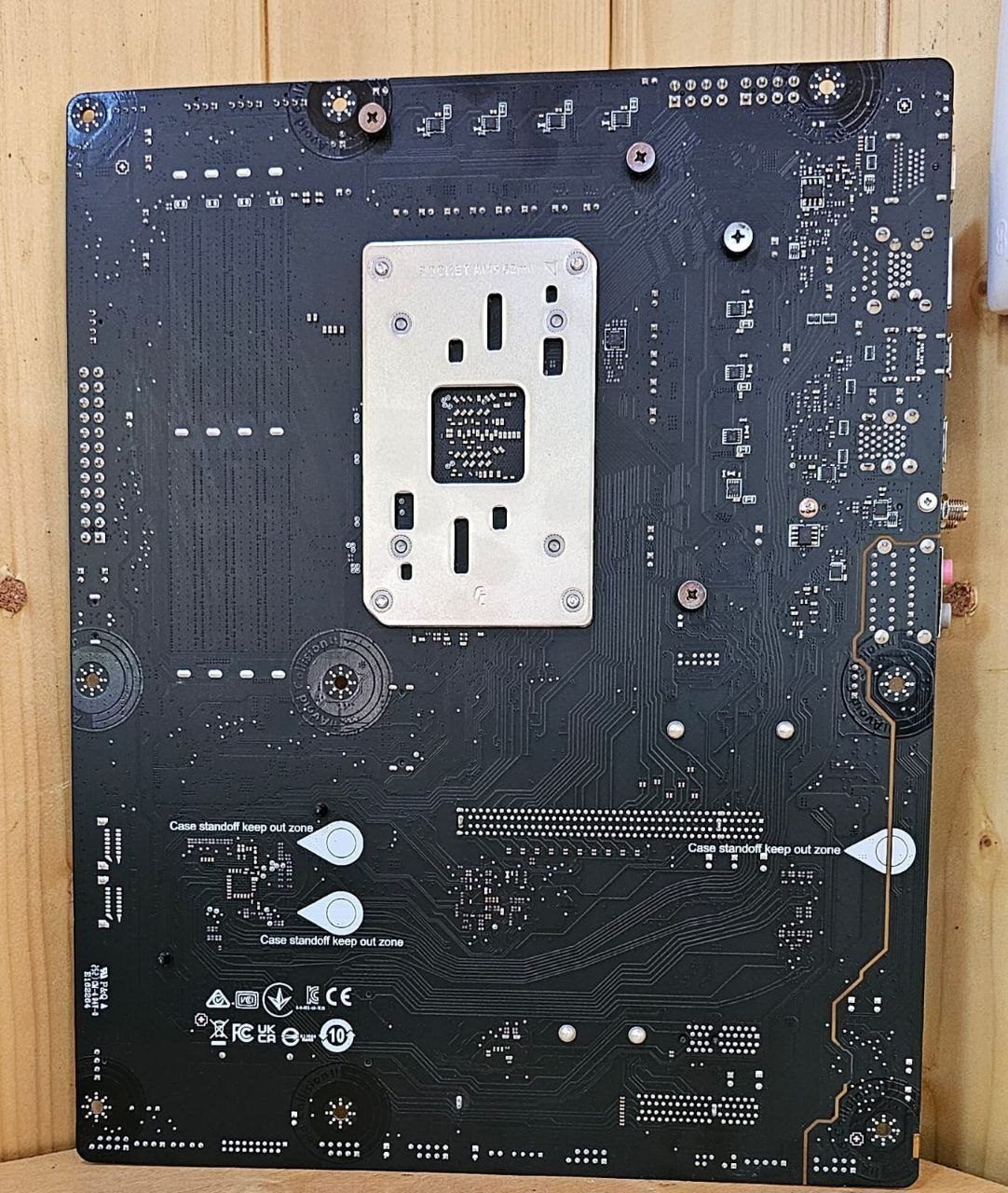 Материнская плата MSI b650 m-p