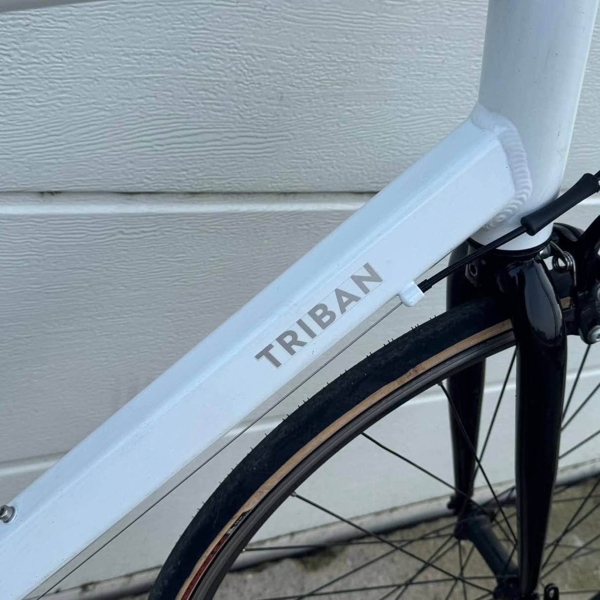 Шоссейный велосипед Triban, рама 53 см