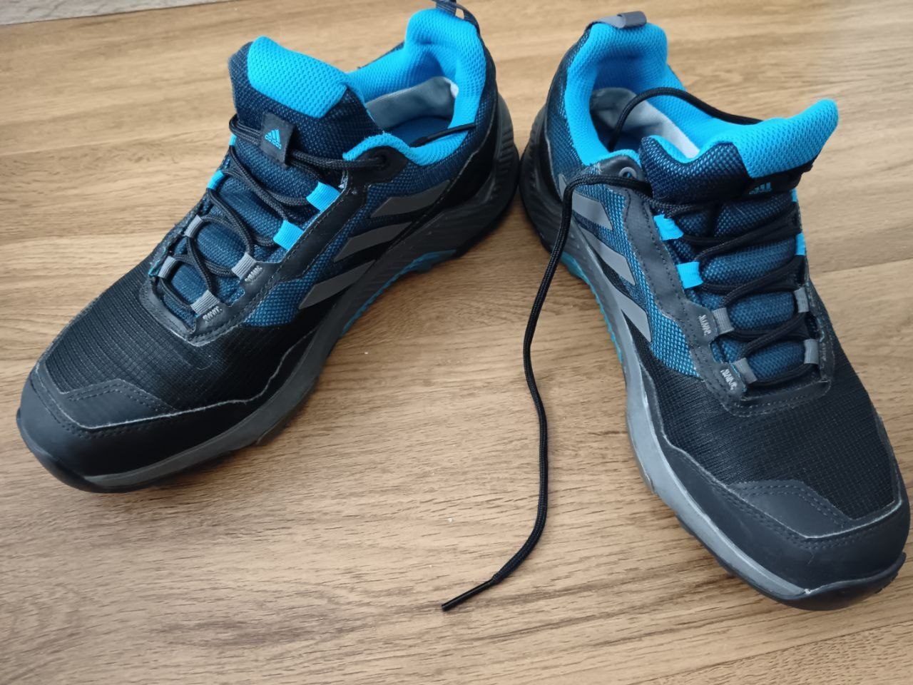 Кроссовки Adidas Terrex, размер 41,5