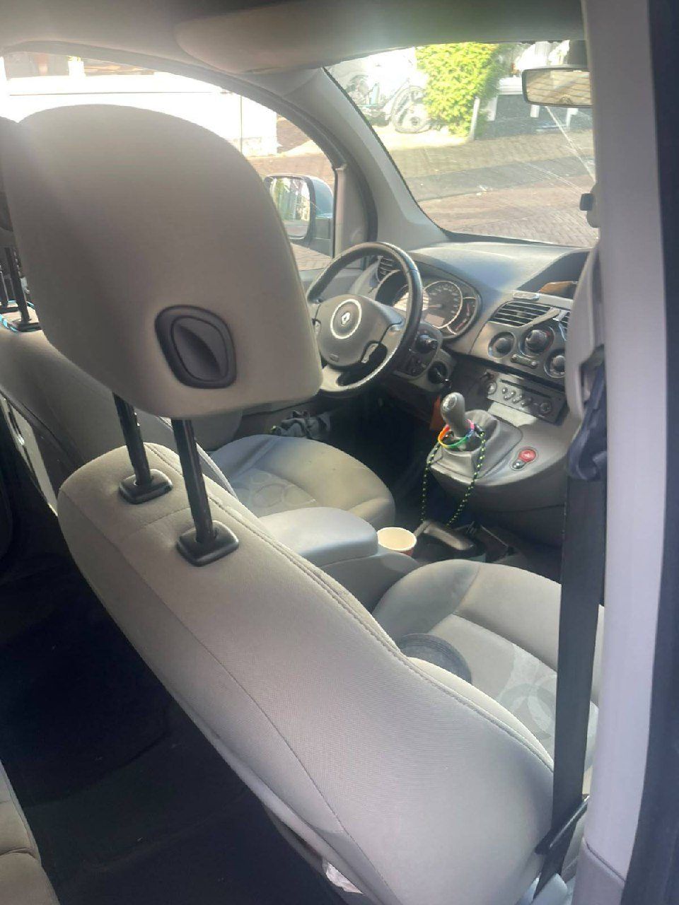 Автомобиль Renault Kangoo, газ-бензин