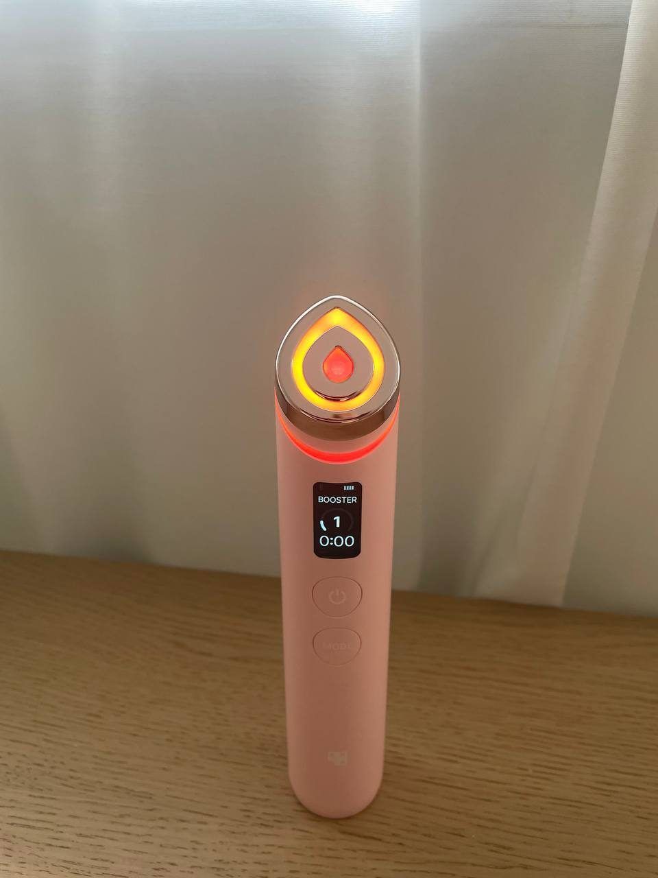 Бьюти-гаджет Medicube AGE-R Booster Pro, розовый
