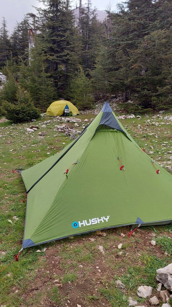 Палатка, бескаркасная