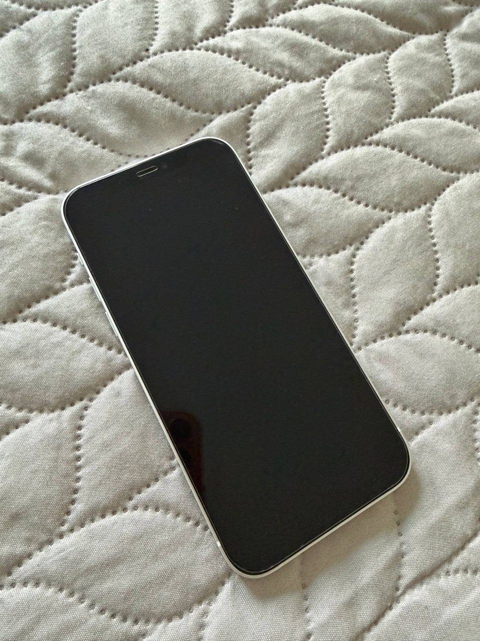 Смартфон iPhone 12, 128 ГБ