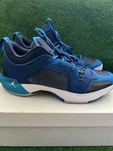 Кроссовки Jordan 37, размер 42,5