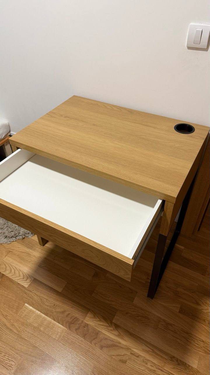 Письменный стол Ikea, 73х50х75 см