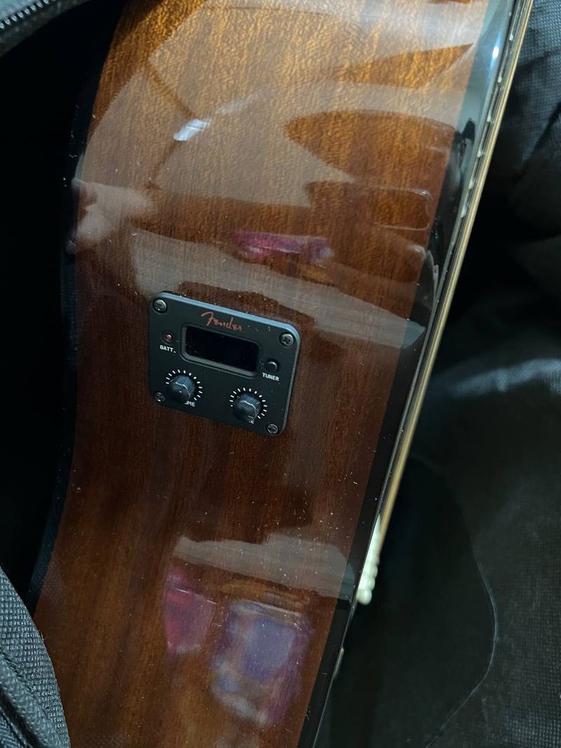 Гитара Fender FA-125 CE, с чехлом
