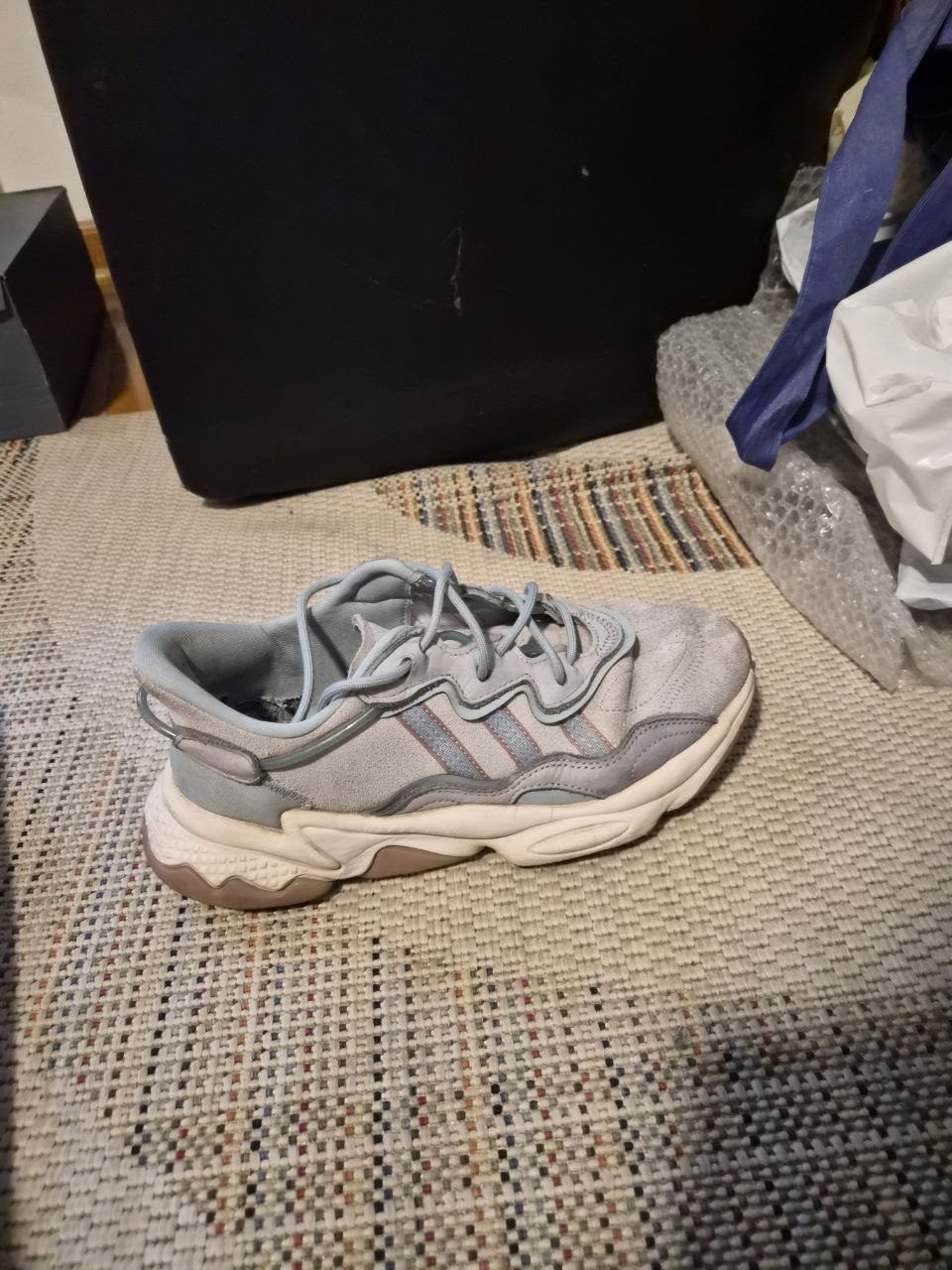 Кроссовки Adidas Ozweego, размер 39 1/3