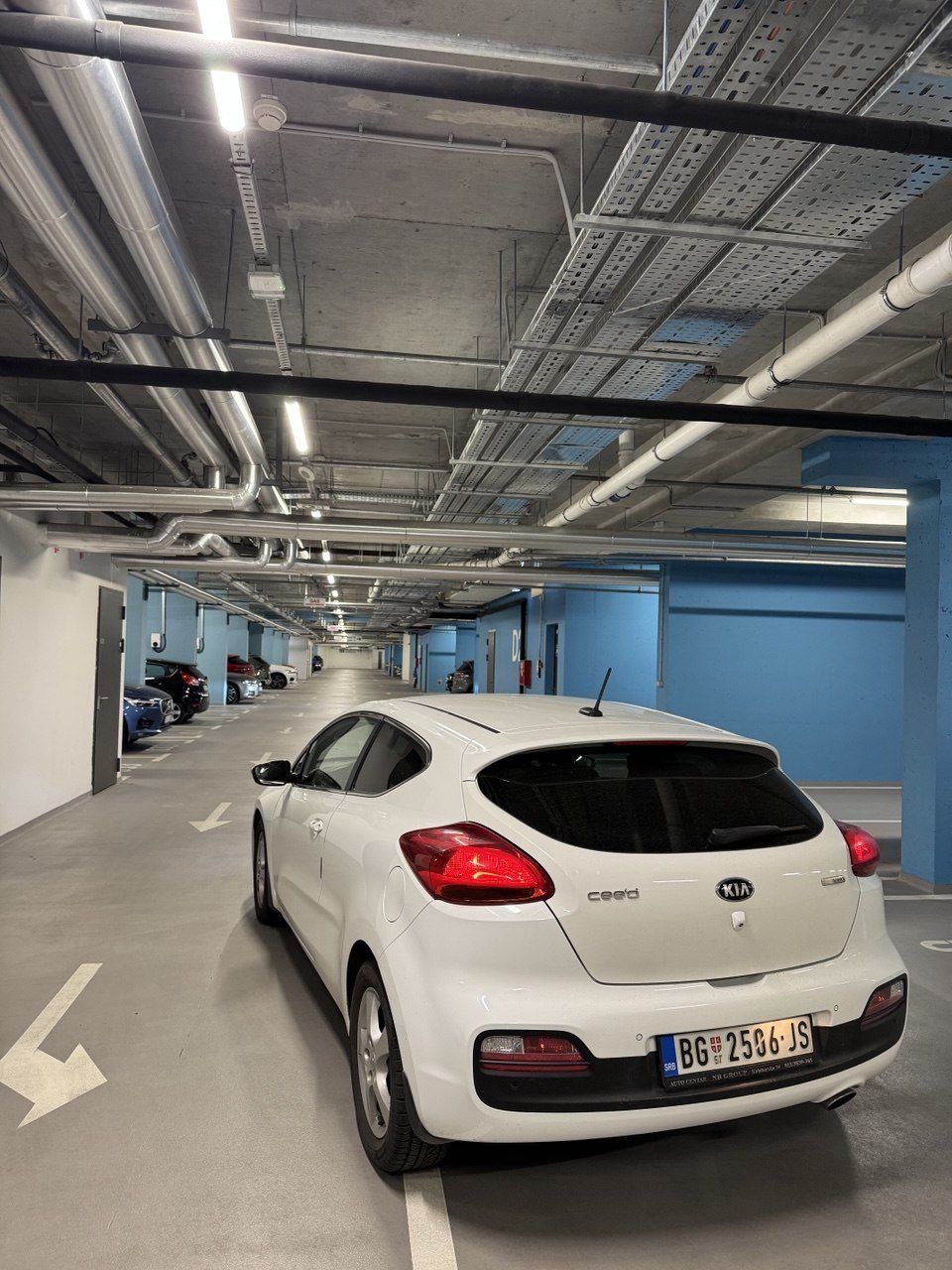 Автомобиль KIA CEE’D, 2014 год
