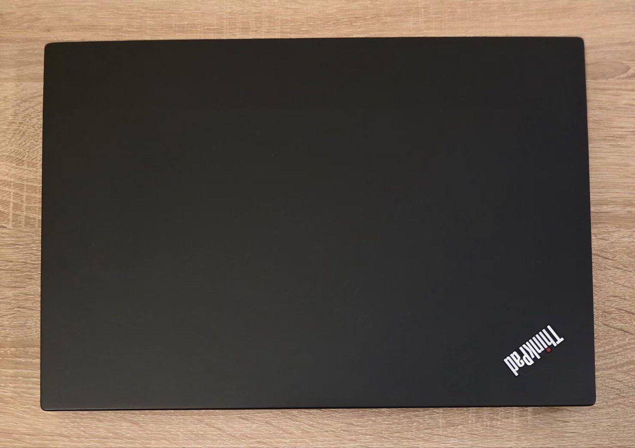 Ноутбук Lenovo ThinkPad T490s, 256 ГБ