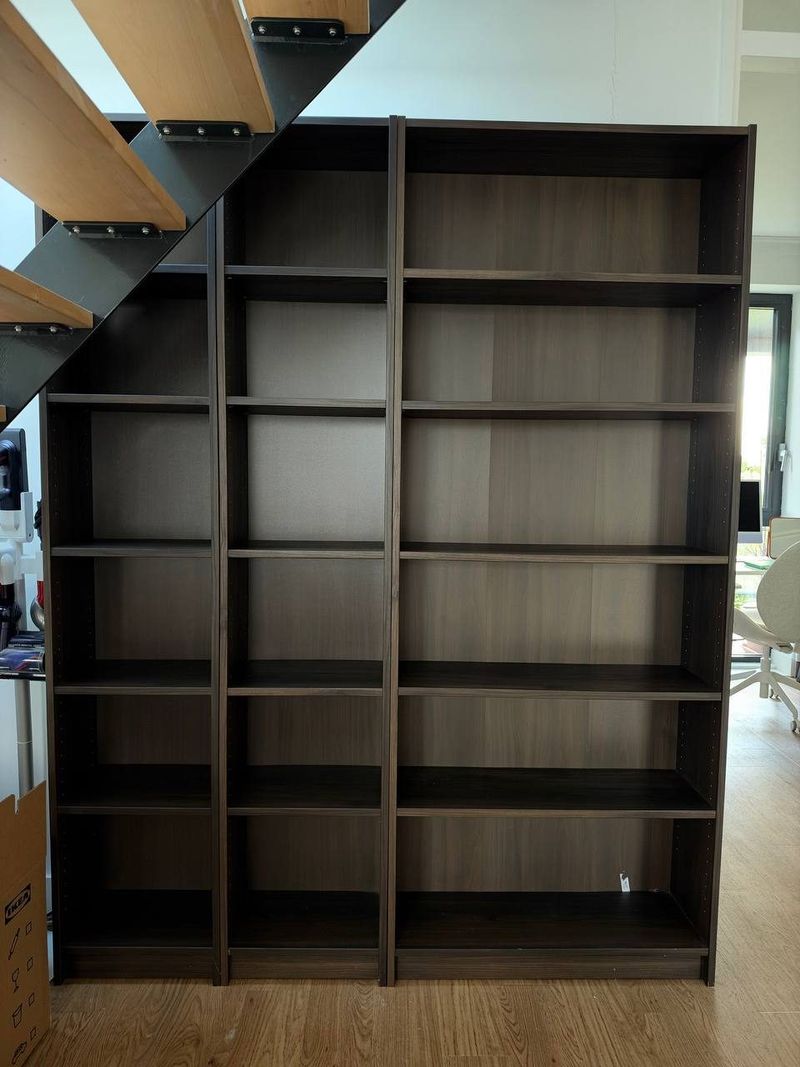 Книжный шкаф IKEA Billy, три секции