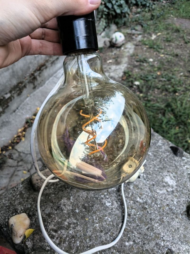 Лампа