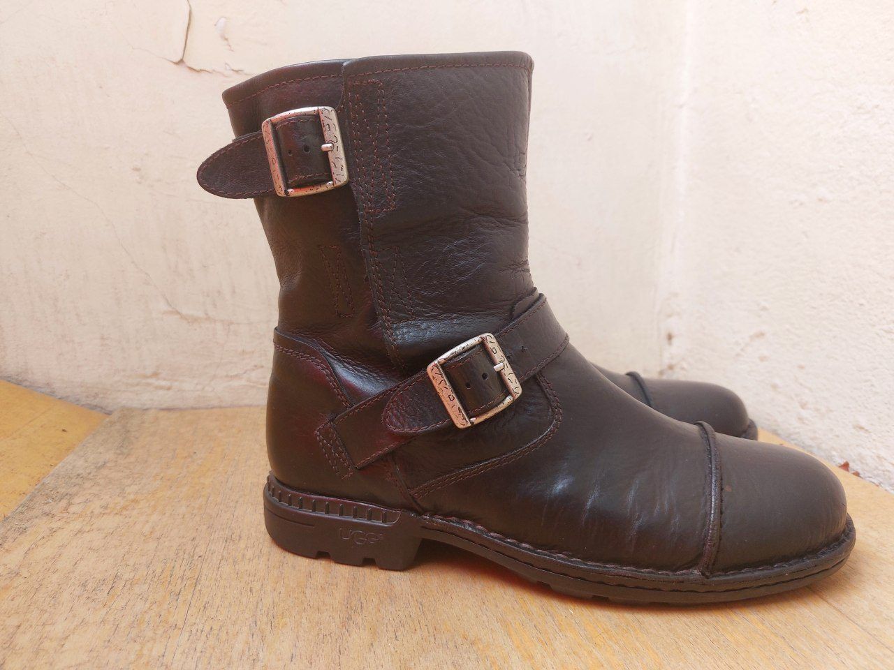 Зимние ботинки UGG Australia, размер 43